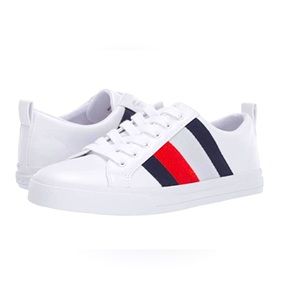 Tommy Hilfiger Women’s Leather Sneakers in Size 8